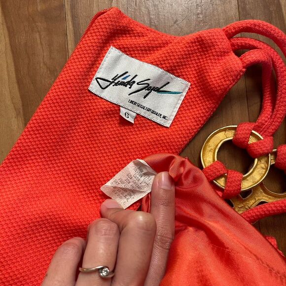 Vintage 80s Linda Segal Orange Mini Dress w/ Gold Ankh Ring Halter Straps Size 6 - Picture 7 of 8